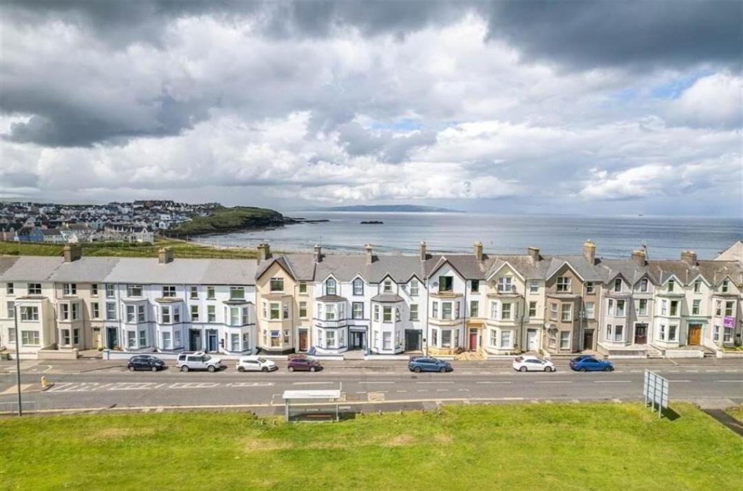 1 West Beach - Dog Friendly - Portrush By The Sea Exterior photo